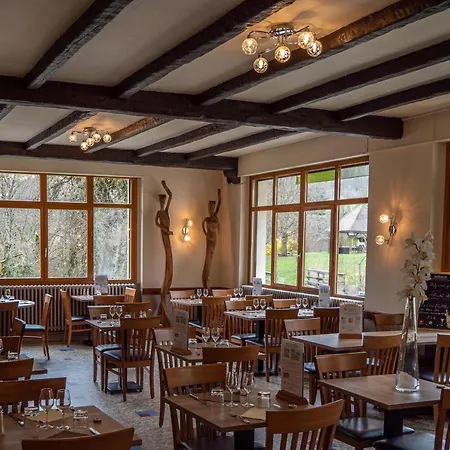 Logis Au Gai Soleil Du Mont-aiguille Hotel 2*