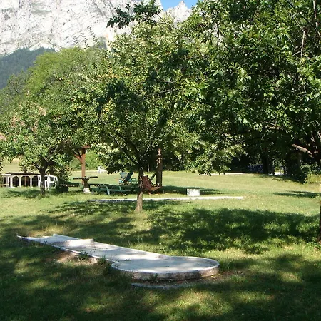 Hotel Au Gai Soleil Du Mont-aiguille 2*