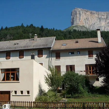 Hotel Au Gai Soleil Du Mont-aiguille 2*