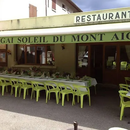 Au Gai Soleil Du Mont-aiguille